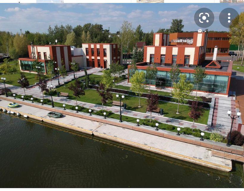 Фото Water House