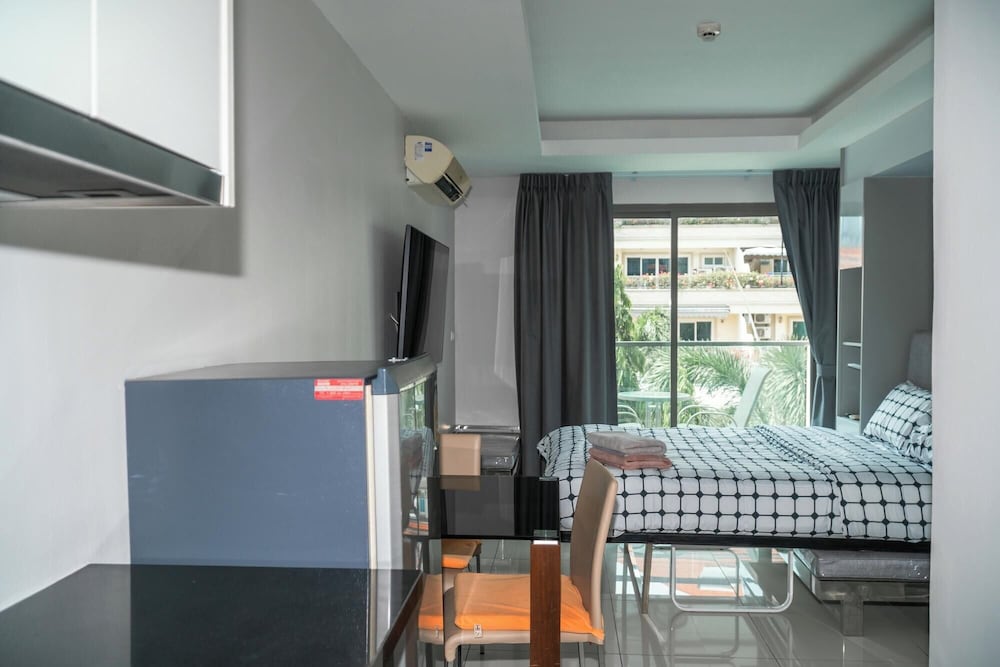 Фото C-View Residence apartments by Apartwell