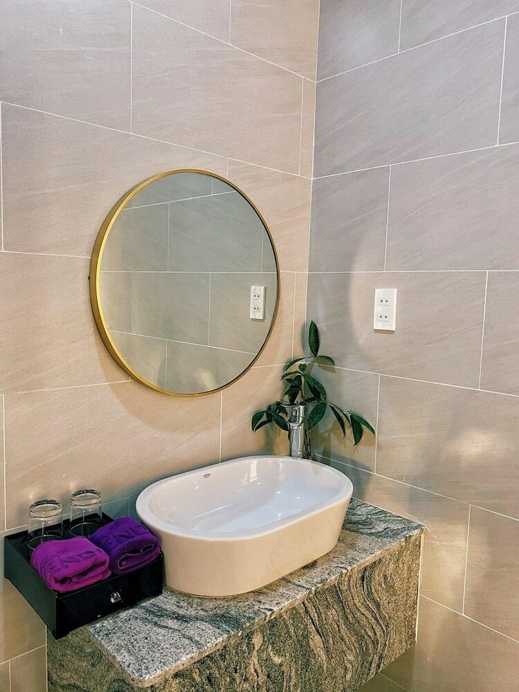 Фото Sweet Lavender Hotel