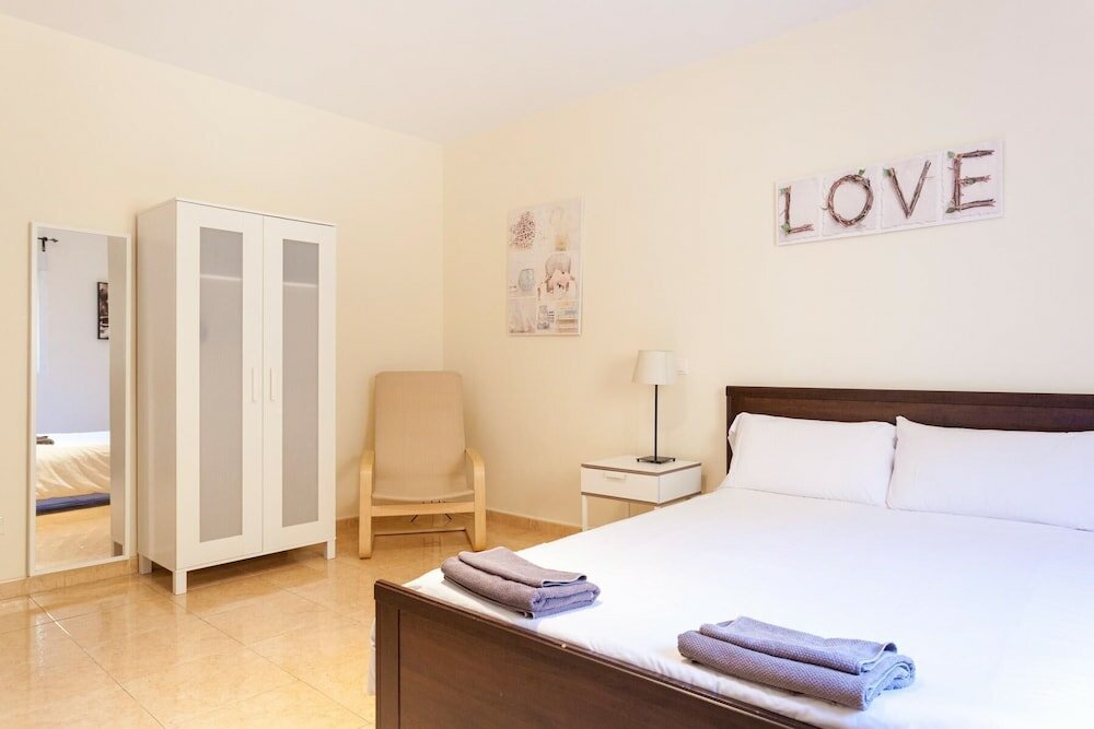 Фото Cozy Urban Apt. Historic District - Sol