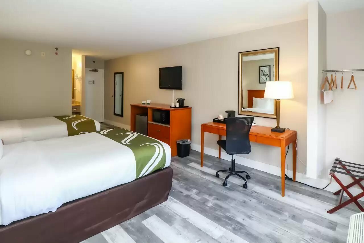 Фото Quality Inn Miami Airport Doral