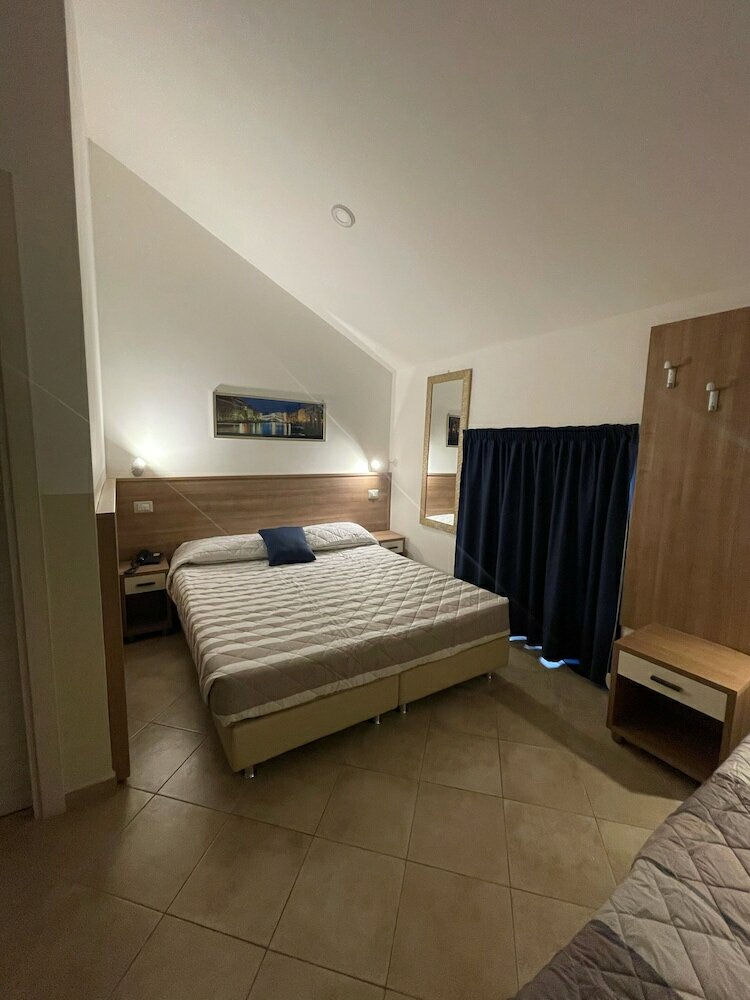 Фото Hotel Montecarlo