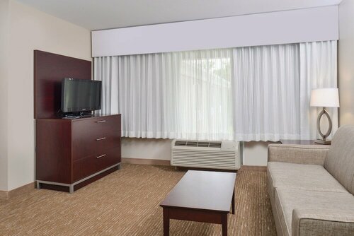 Гостиница Holiday Inn Express Hotel & Suites Lafayette, an Ihg Hotel в Лафайетте