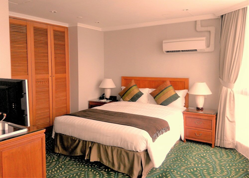 Фото Bishop Lei International House