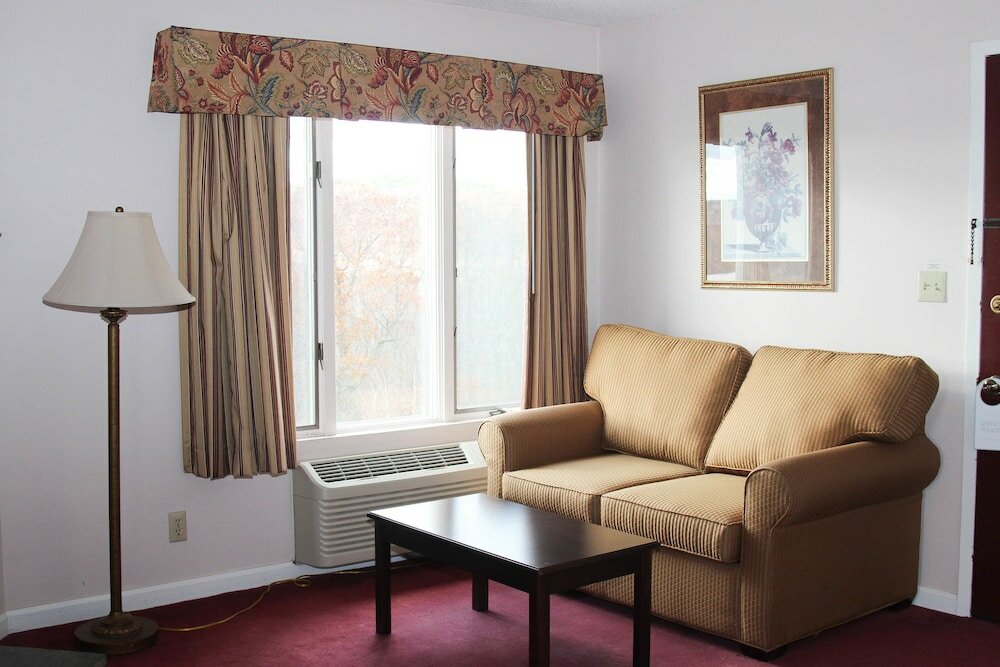 Фото The Lucerne Inn