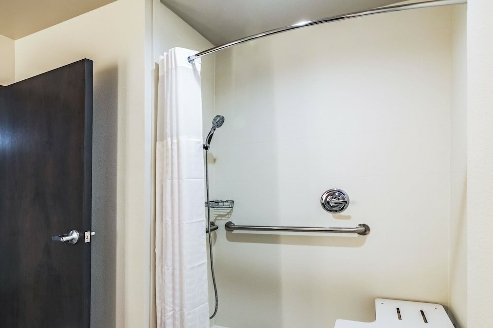 Фото Comfort Inn & Suites Oklahoma City South I-35