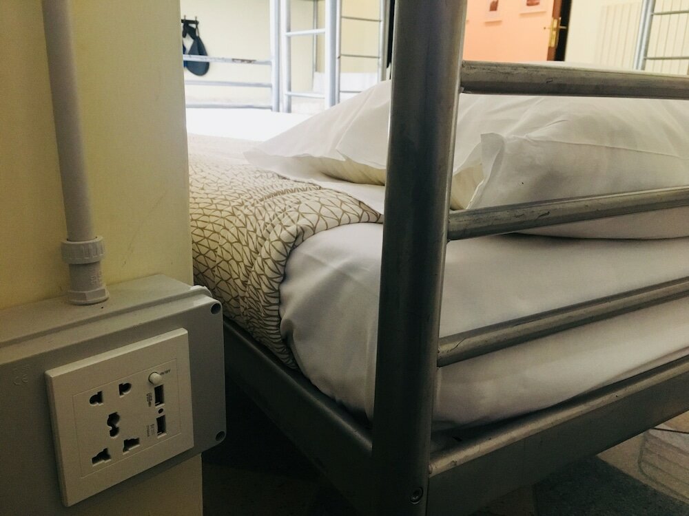 Фото The Beehive