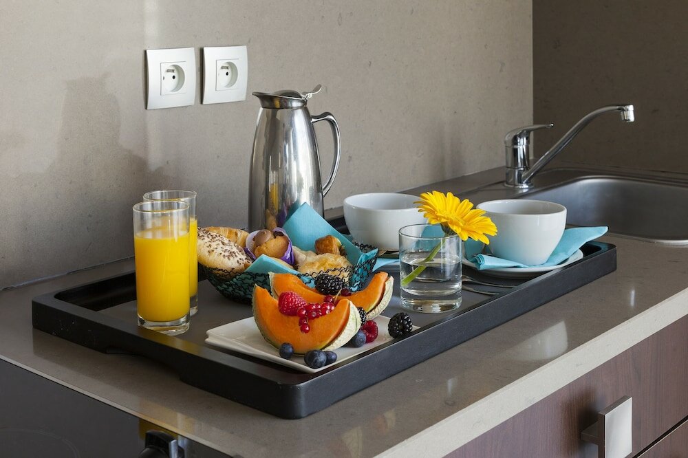 Фото Nehô Suites Cannes Croisette