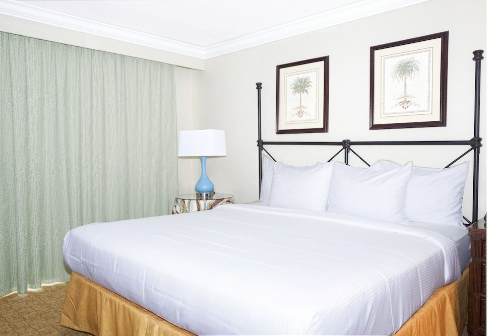 Фото Palm Beach Shores Resort and Vacation Villas