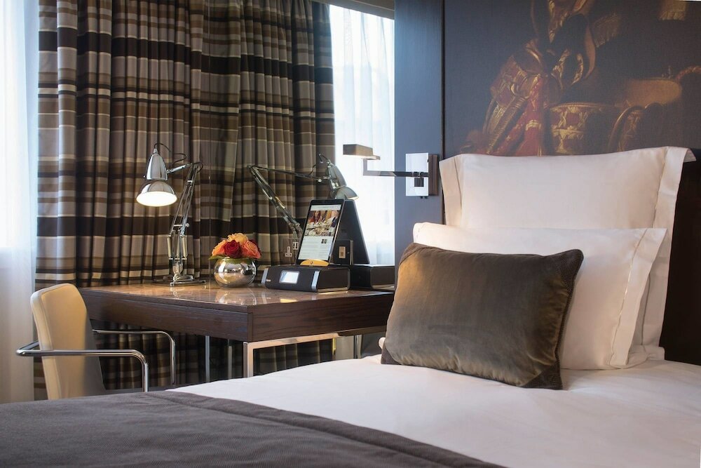 Фото Jumeirah Lowndes Hotel