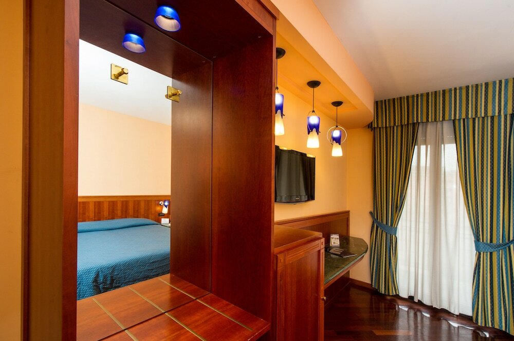 Фото Hotel Michelangelo Palace