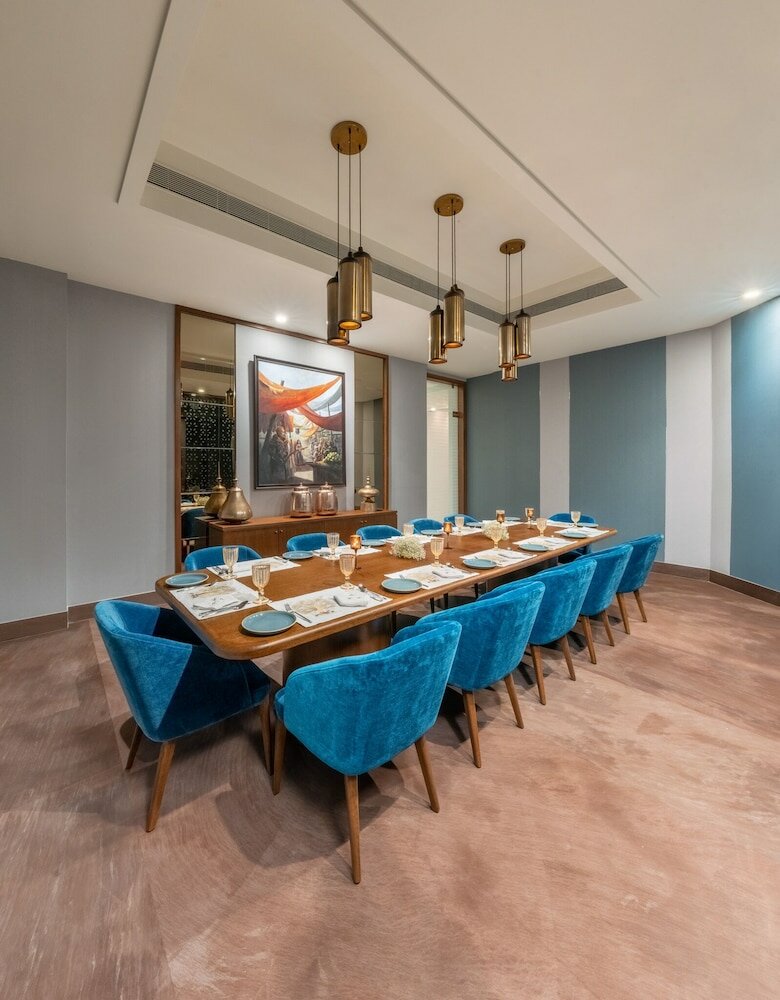 Фото Vivanta Ahmedabad Sg Highway