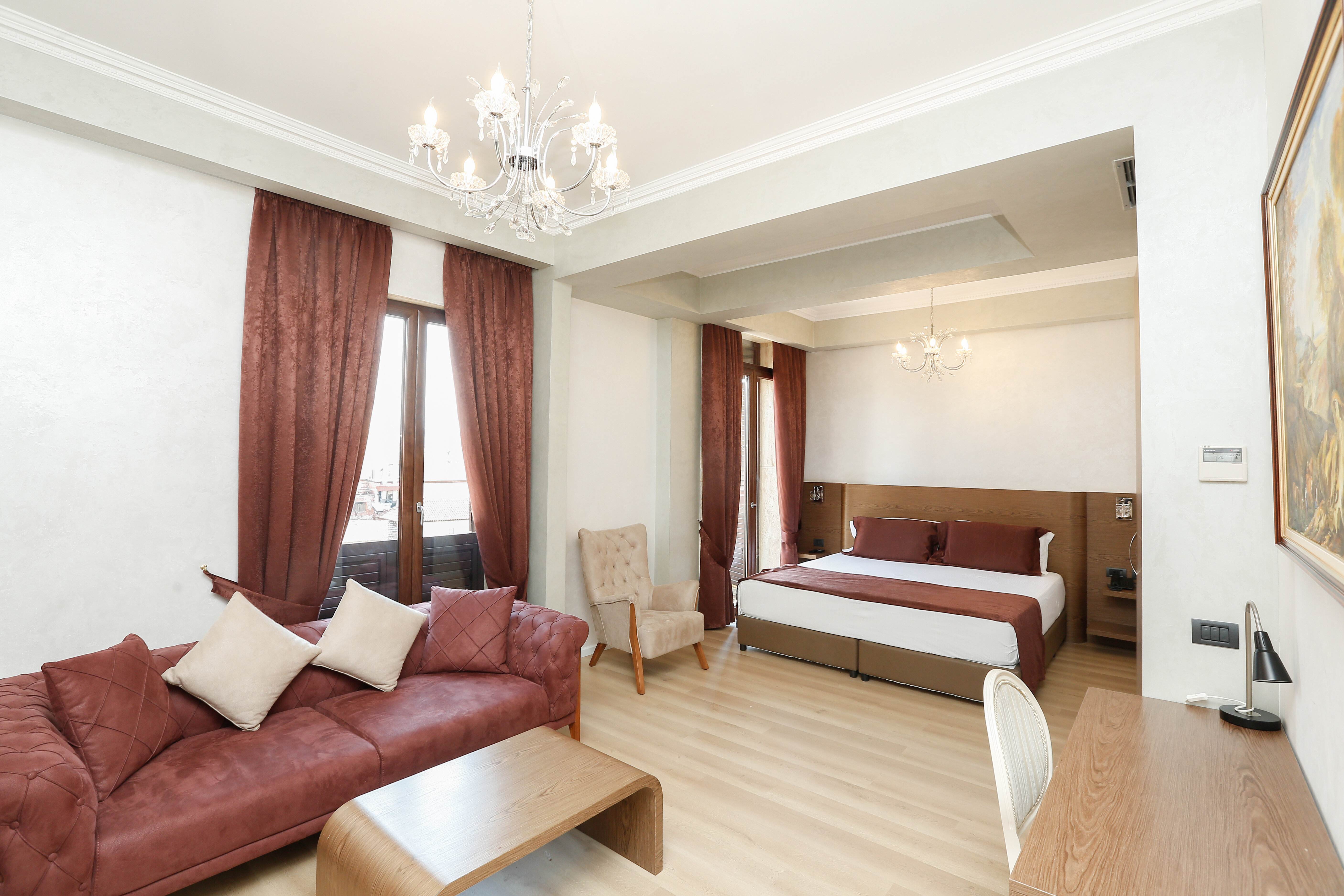 Фото отеля 2