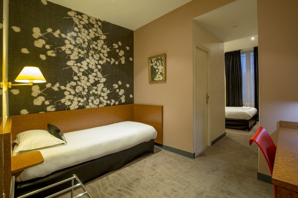 Фото Hôtel Raymond 4 Toulouse