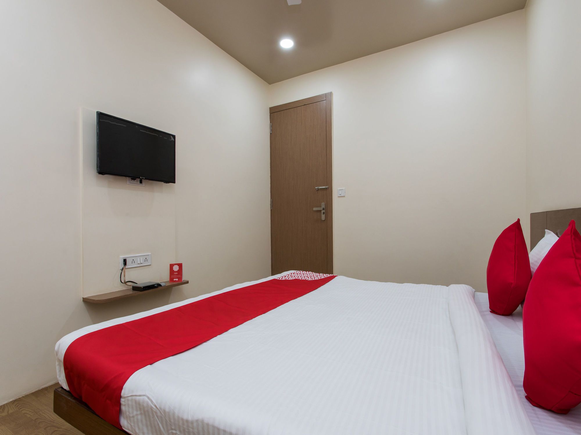 Фото Oyo 11929 Hotel Ridhi Sidhi