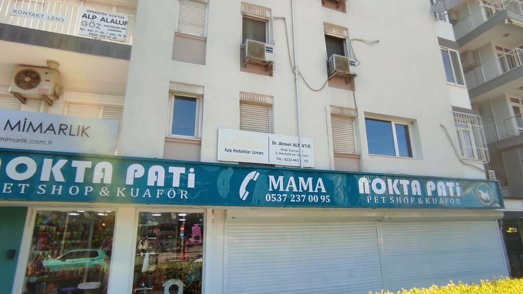 Private practice doctors Ahmet Altintig, Izmir, photo