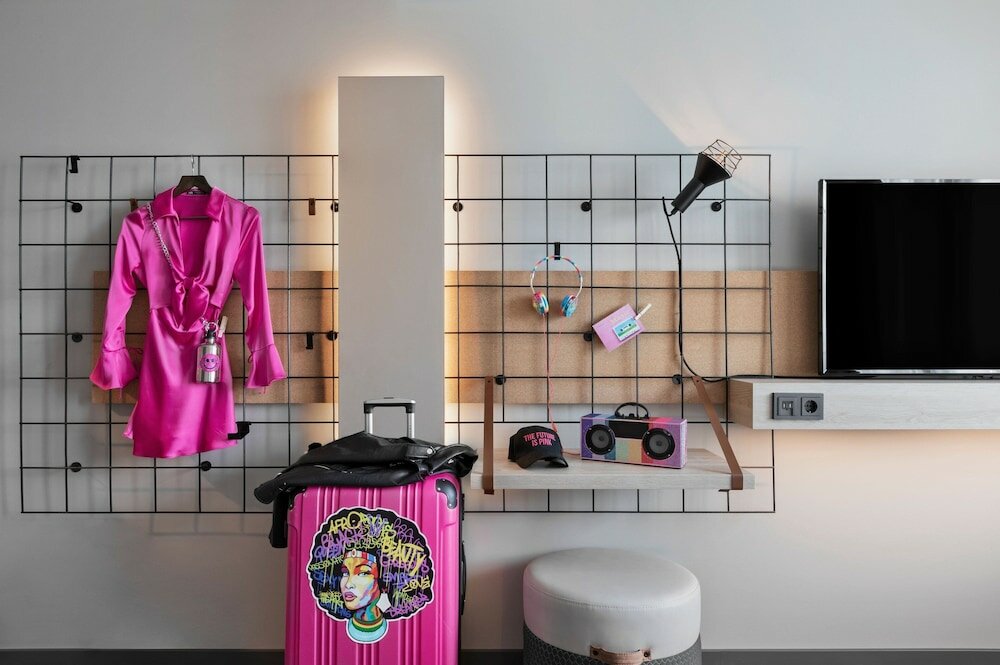 Фото Moxy Duesseldorf City