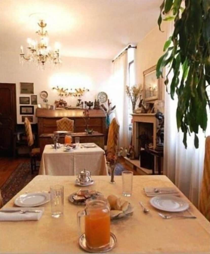 Фото Locanda Borgonuovo