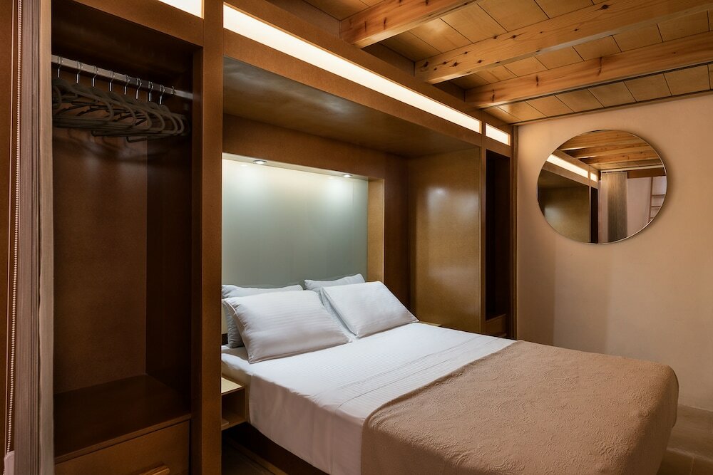 Фото San Salvatore Monastery