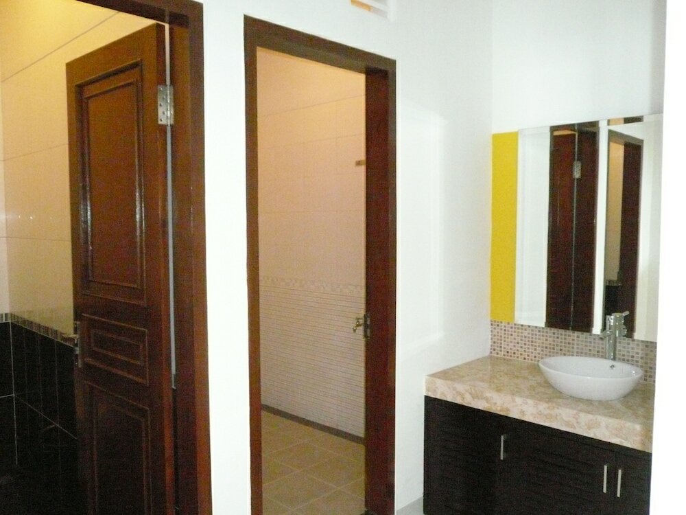 Фото The Radiant Villa's & Function Hall