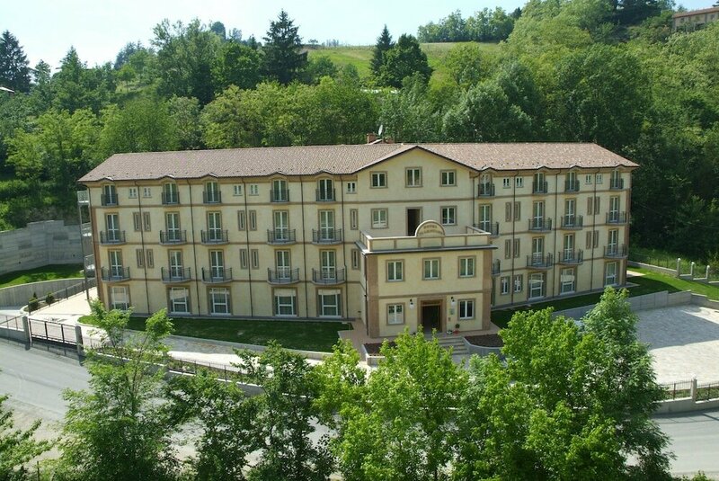 Гостиница Hotel Valentino в Акви-Терме