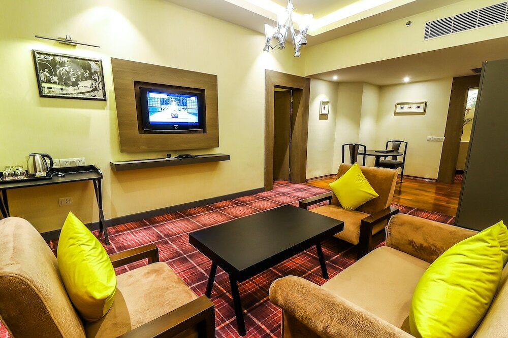 Фото Hotel Piccadily Raipur