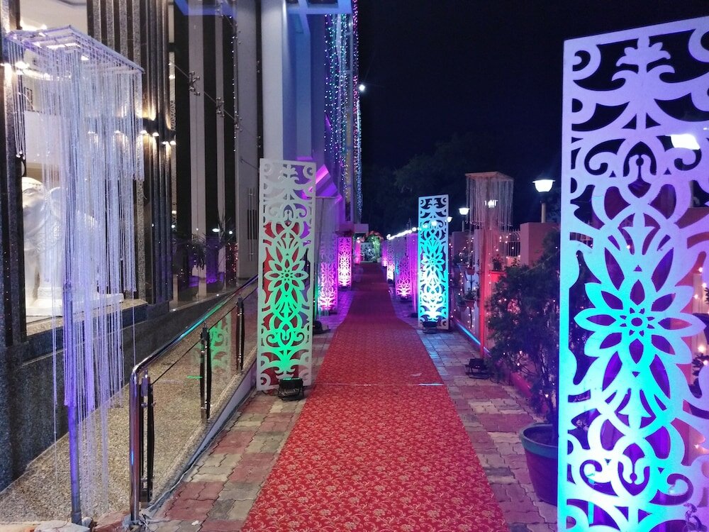 Фото Dhamma Grand Hotel Resort