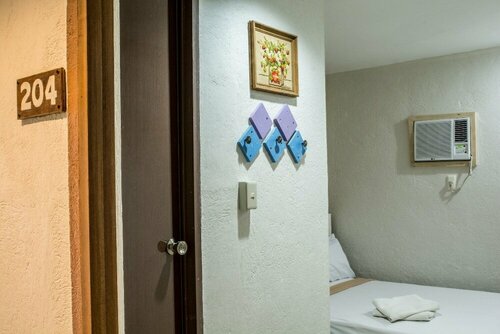 Гостиница Hotel Avenija в Олонгапо