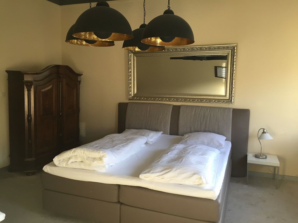 Фото Wasserturm Hotel