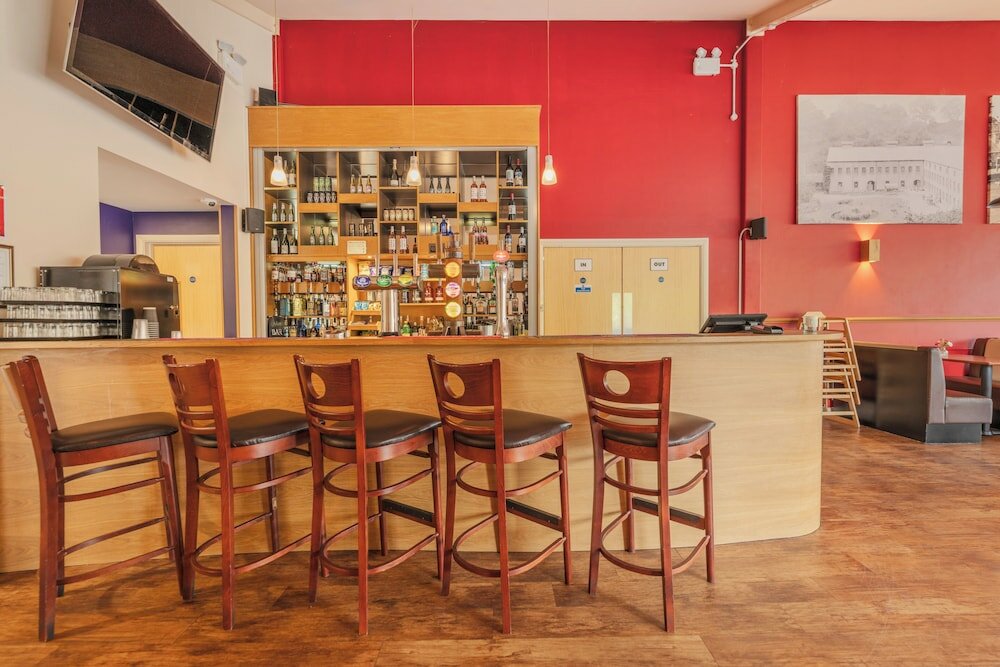 Фото Wookey Hole Hotel