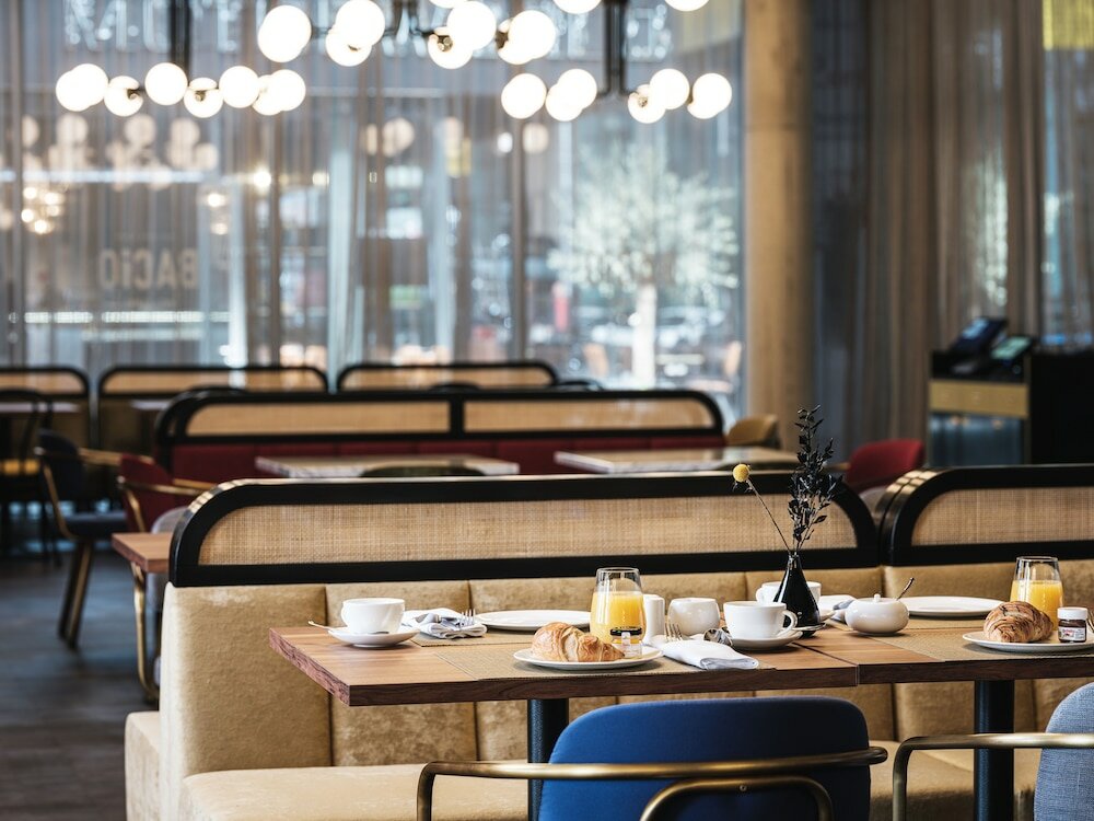 Фото Ameron München Motorworld