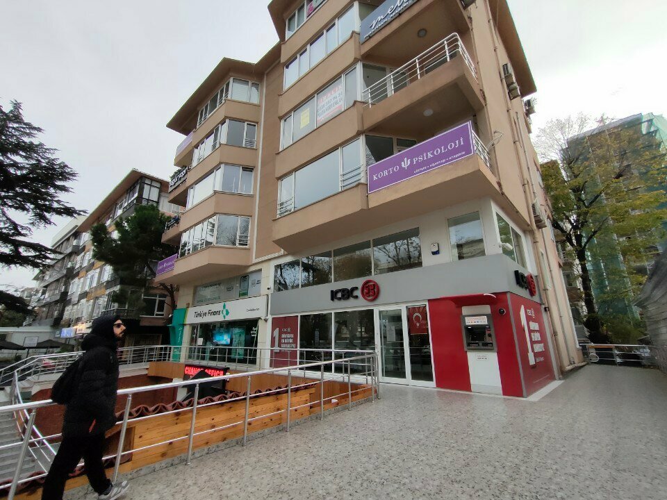 Банк Icbc Turkey Kadıköy ATM ve Şubesi, Стамбул, фото