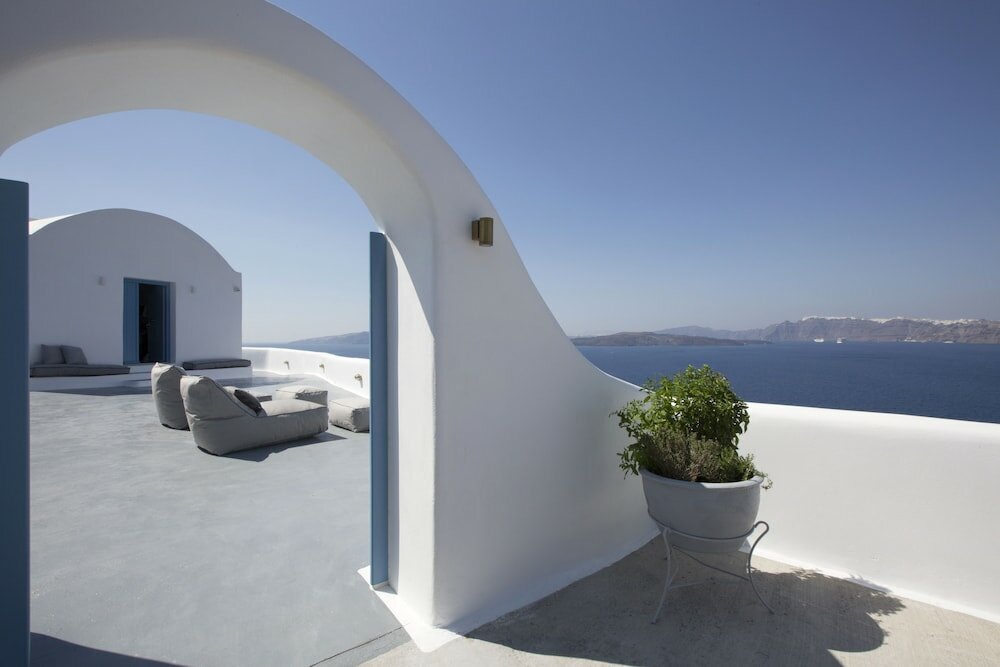 Фото Akrotiri Cove