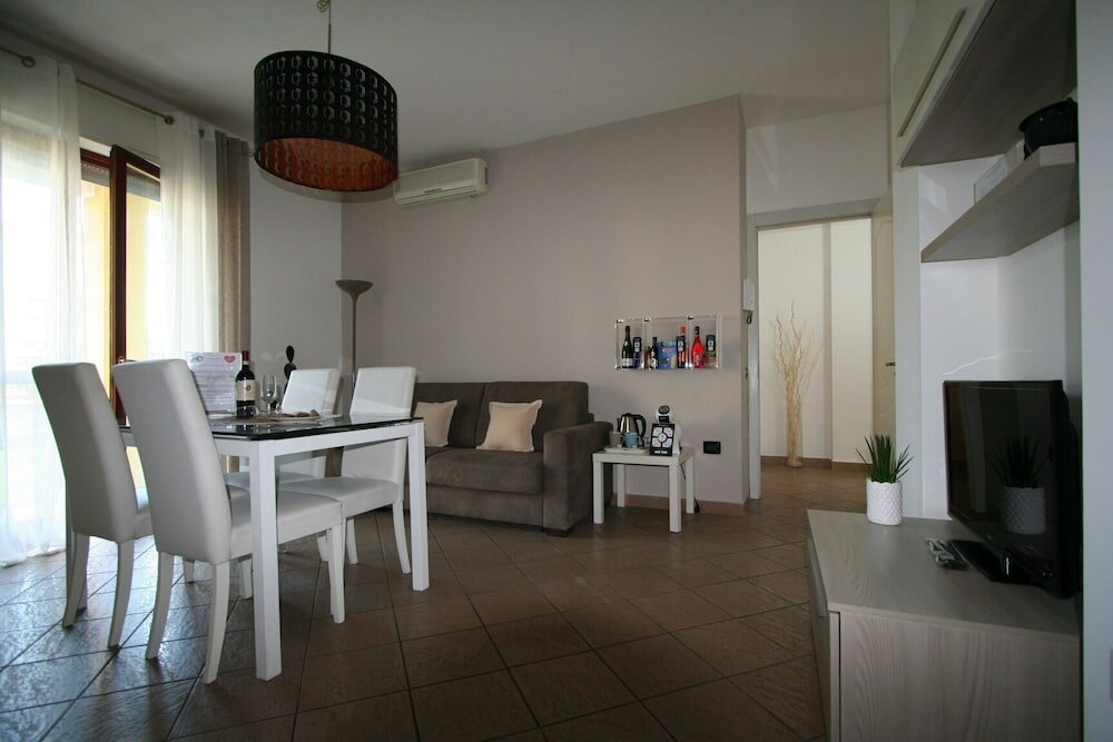 Фото Hq Aparthotel Milano Inn - Smart Suites