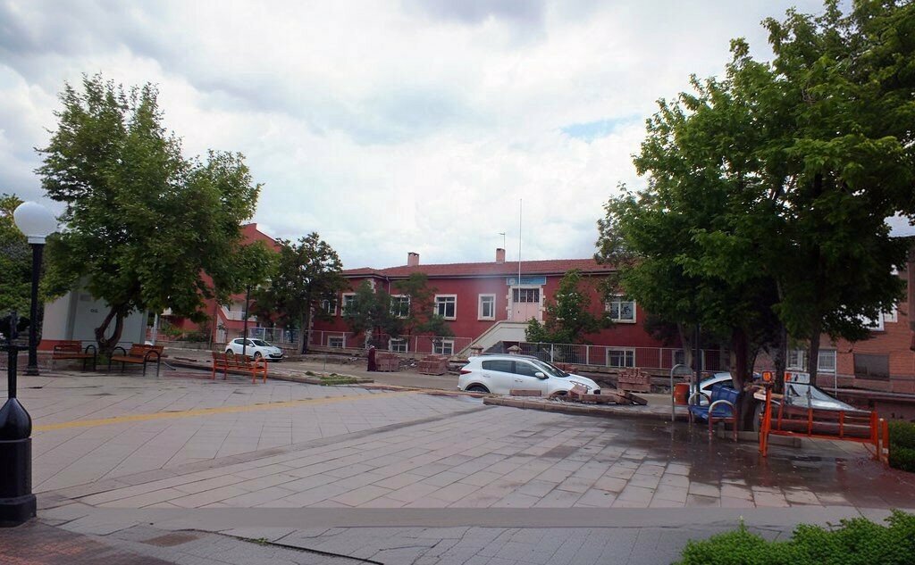 Primary school Ziya Gokalp Primary School, Yesilhisar, photo