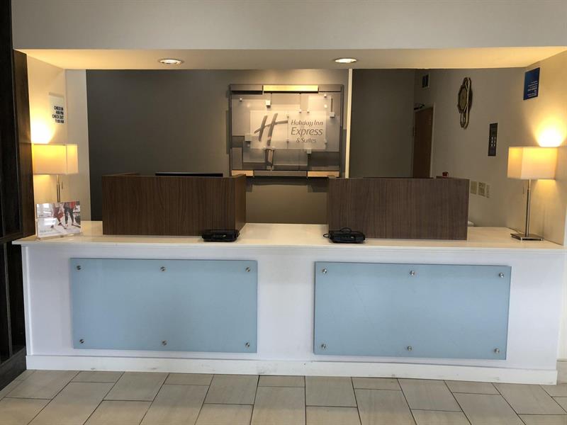 Фото Holiday Inn Express Hotel & Suites Harrison, an Ihg Hotel