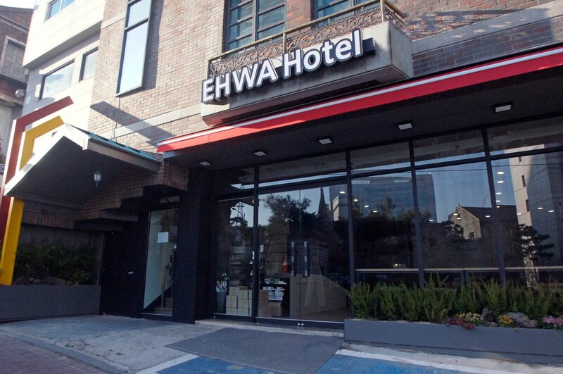 Гостиница Ehwa in Myeongdong в Сеуле