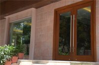 Фото Connaught Royale