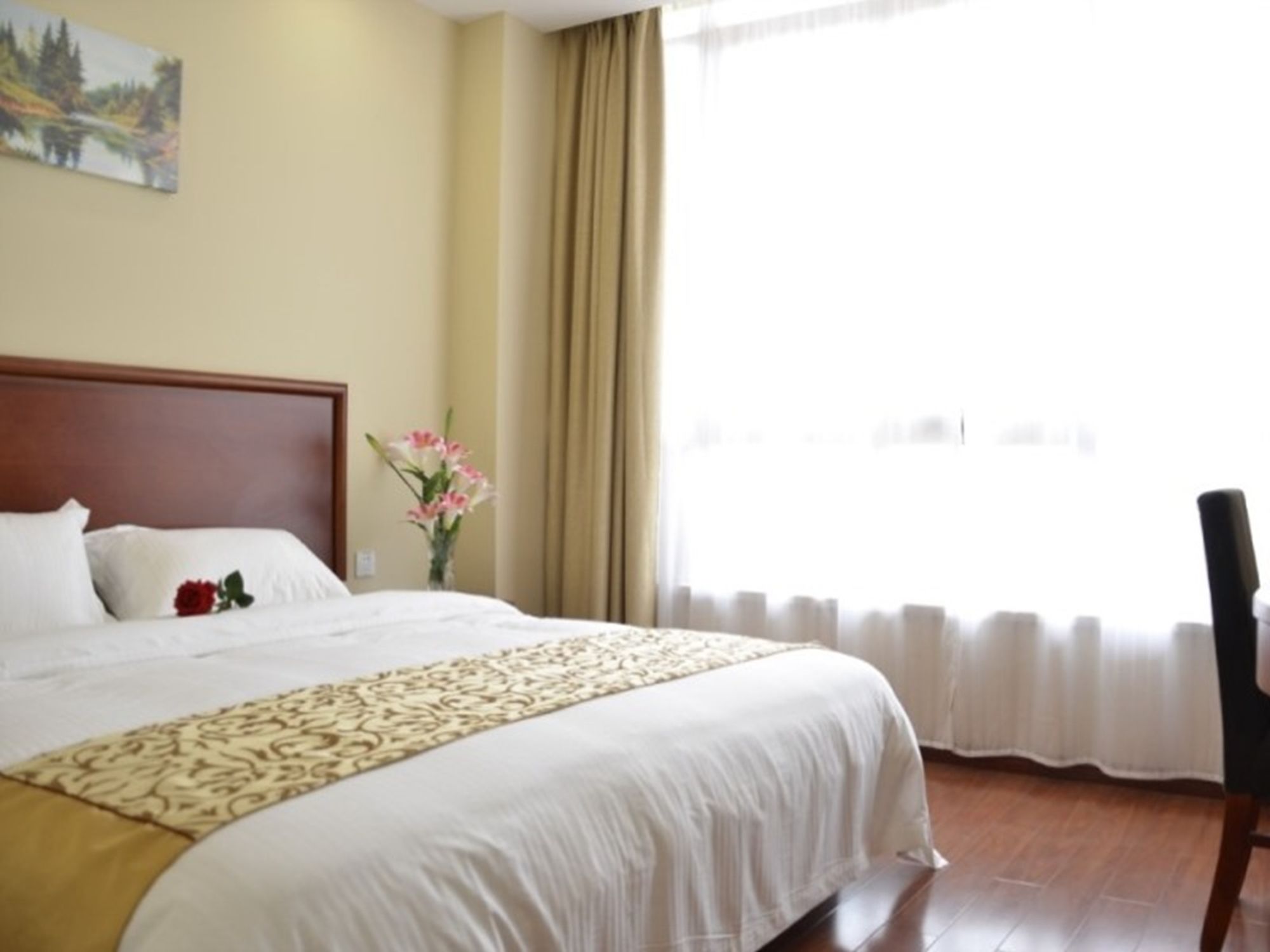Фото GreenTree Inn TaiZhou JingJiang RenMin S Road ZhongXu Road Business Hotel