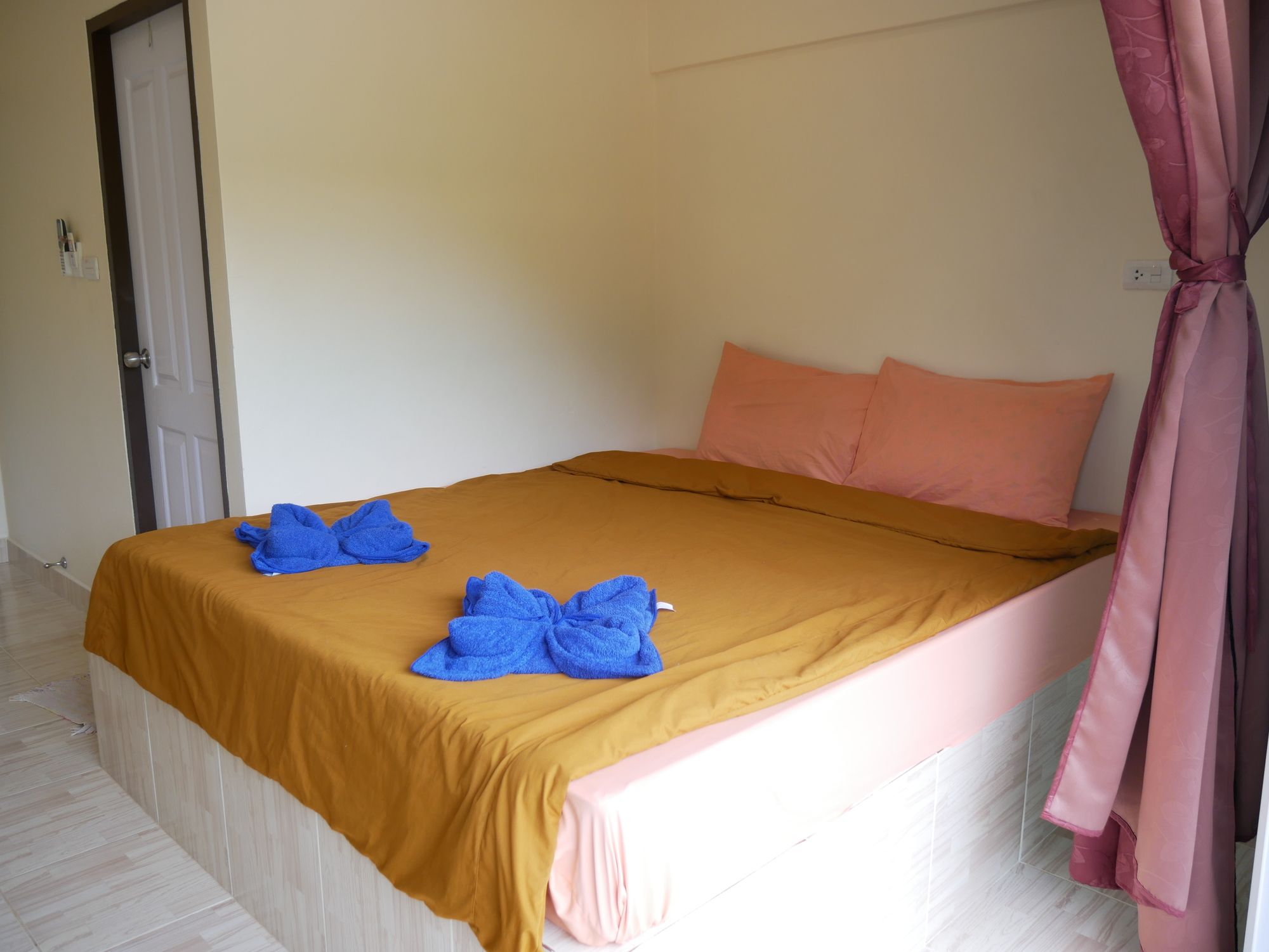 Фото L. O. M. Resort