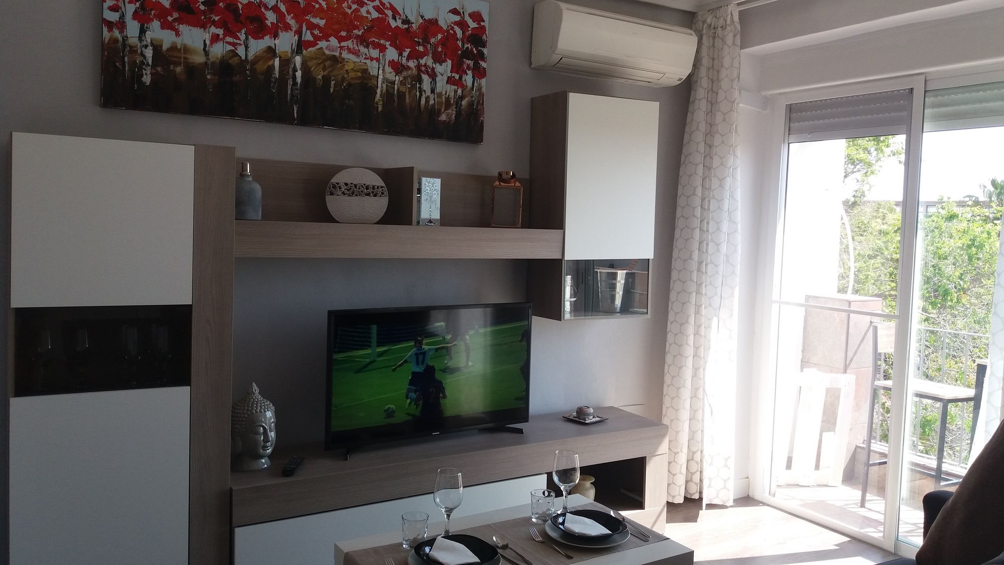 Фото Apartmentsuitespain Beach Economy