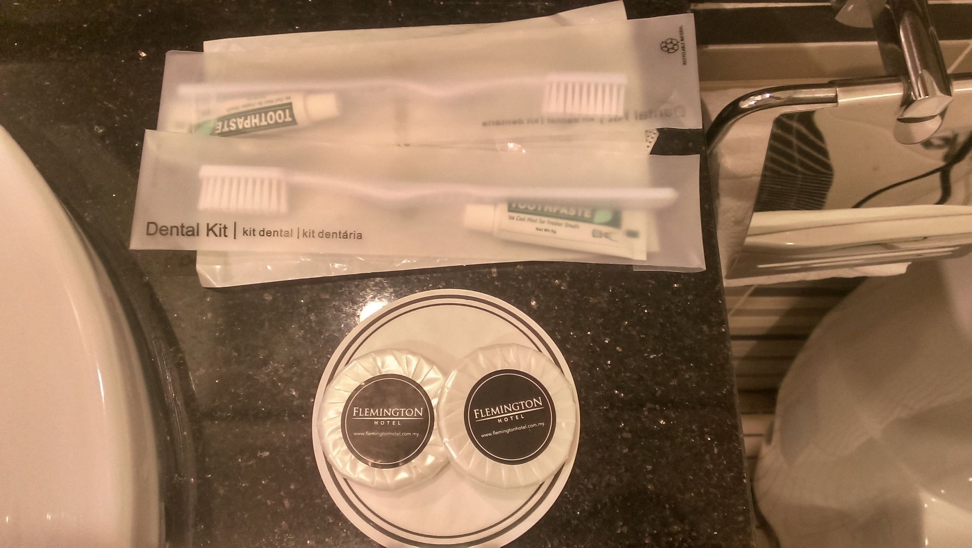 Фото Flemington Hotel