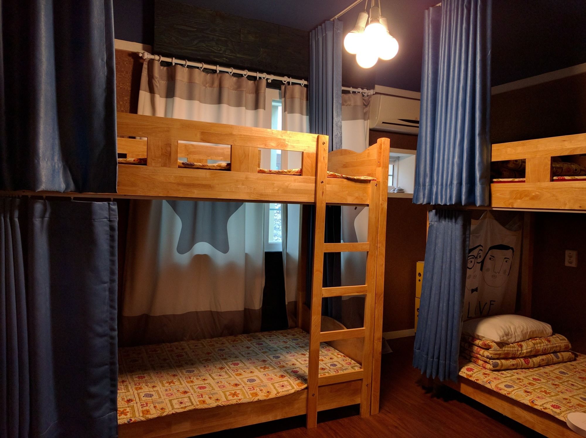 Фото Backpackers in Yeosu - Hostel