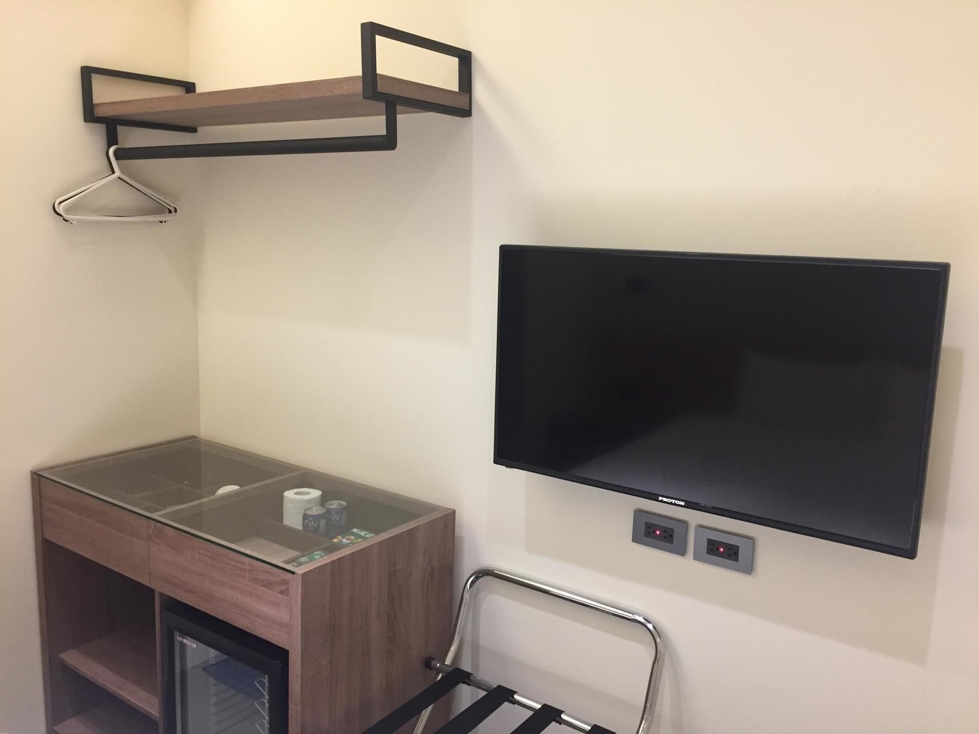 Фото Traveller-Inn Zhongzheng Library