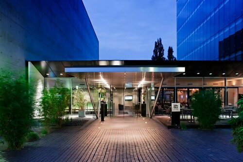 Внешний вид отеля INNSiDE by Meliá Düsseldorf Seestern в Дюссельдорфе, фото 3