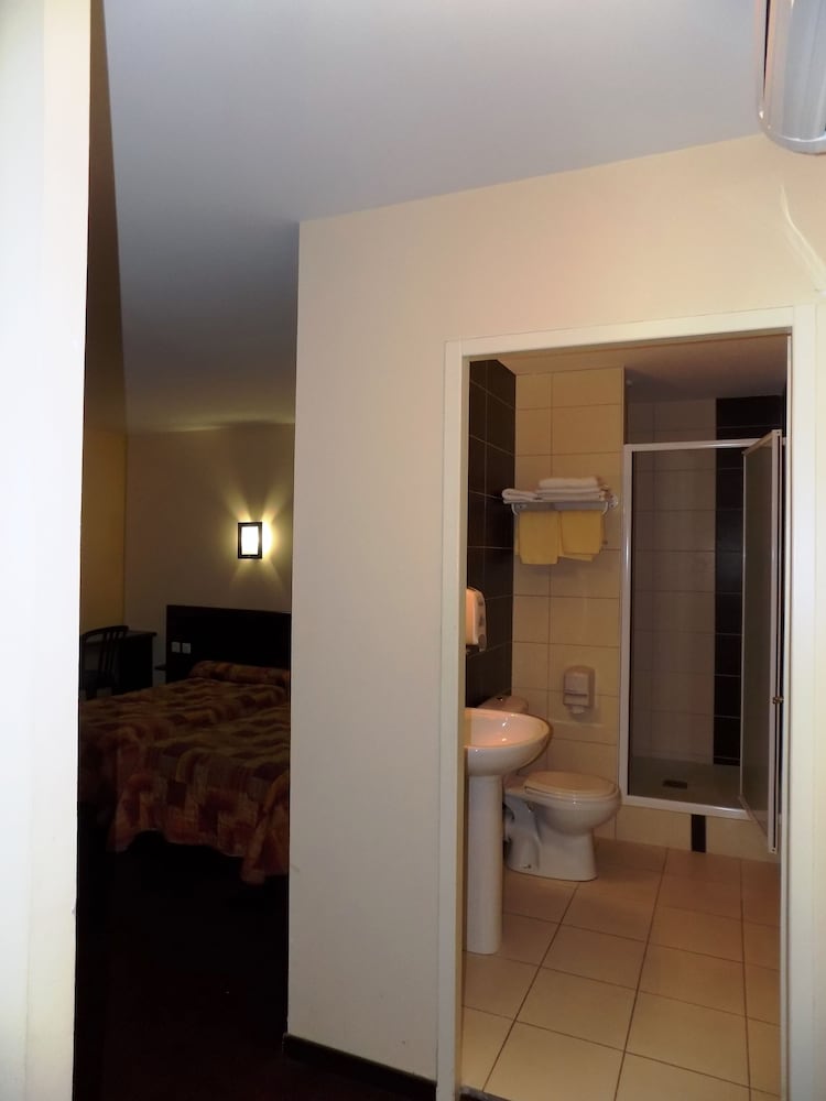 Фото Hôtel Estival Arriel