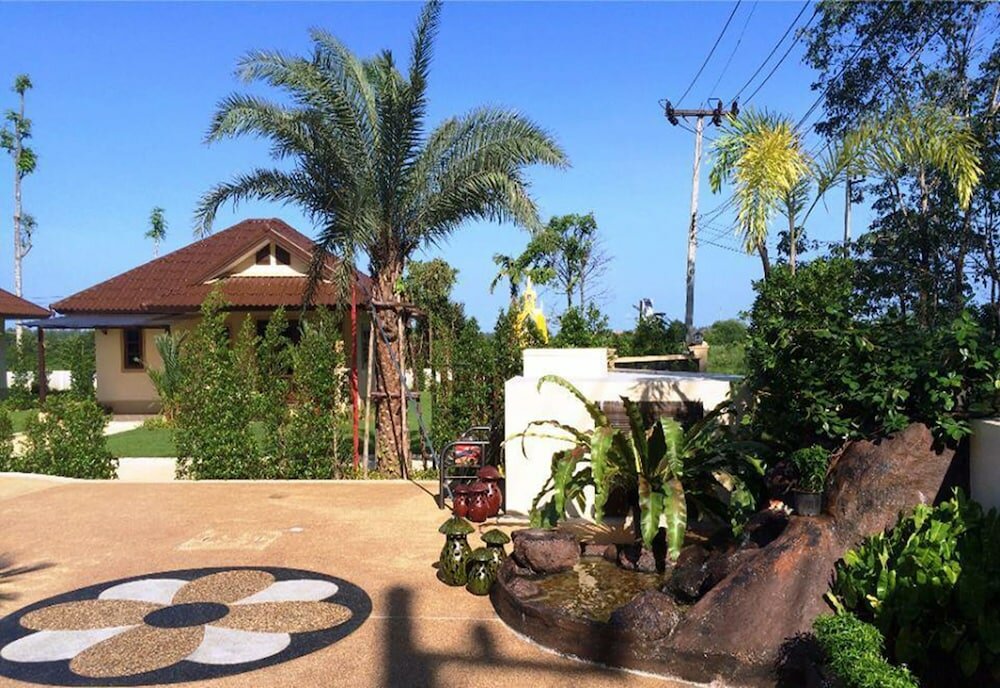 Фото Dachatorn Village