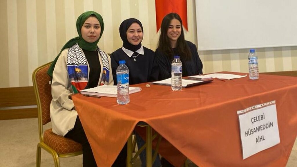 Religious education Godene Celebi Husameddin Anatolian Imam Hatip High School, Konya, photo