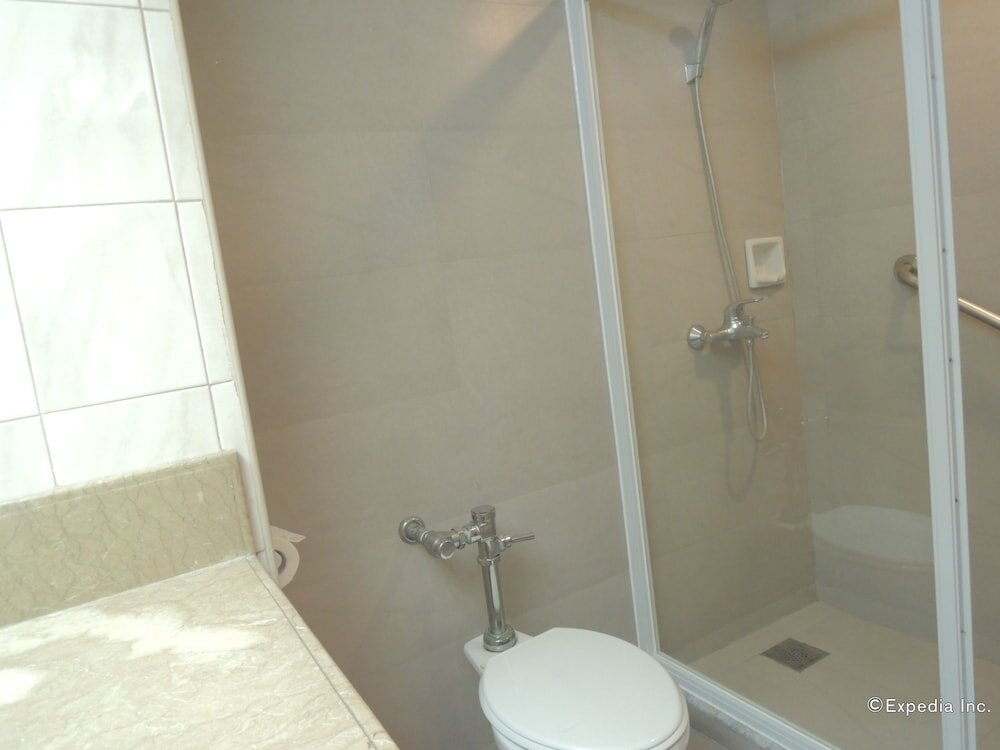 Фото The Bellavista Hotel