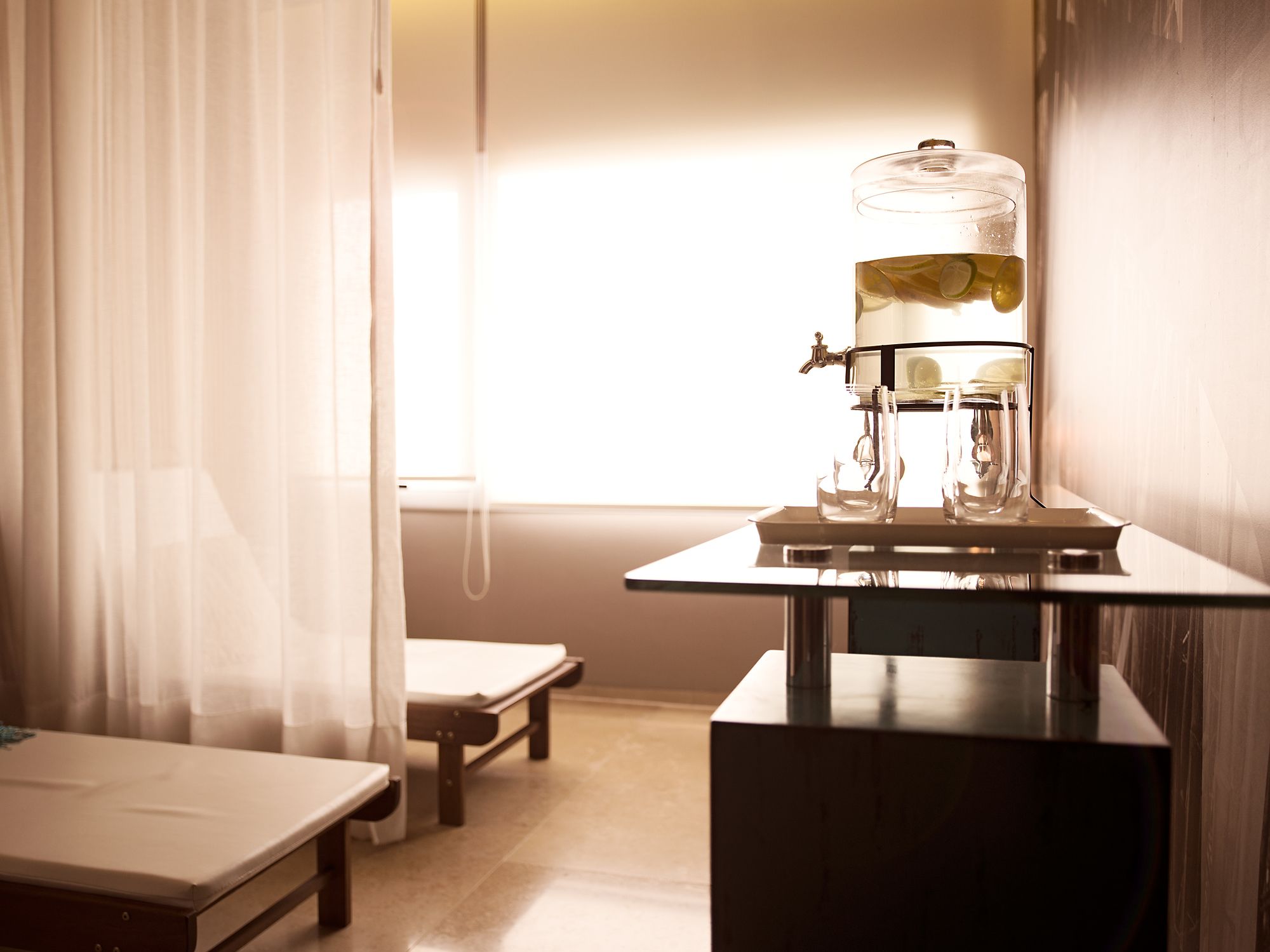 Фото Dazzler by Wyndham Asuncion